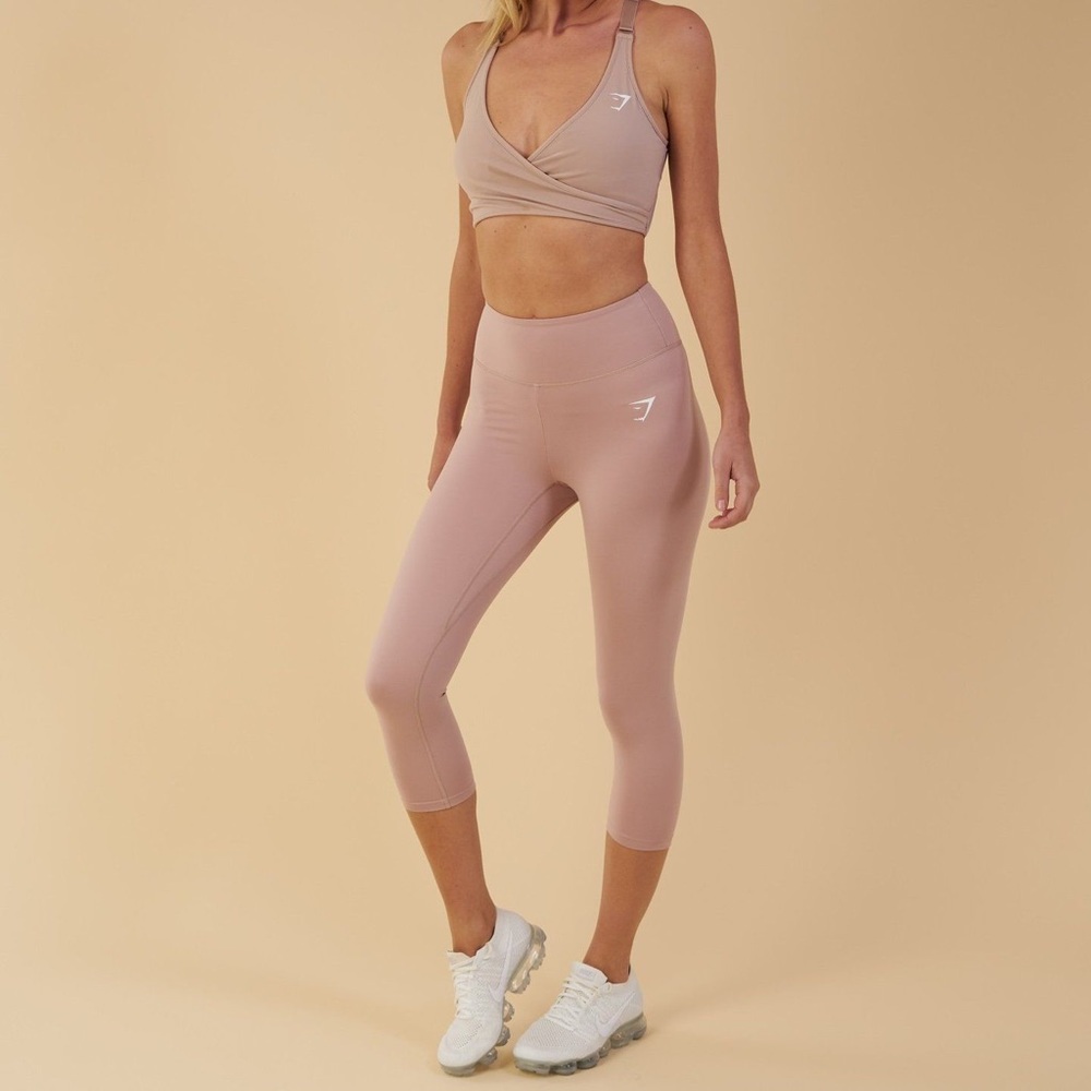 NWT Gymshark Dreamy Cropped Leggings - Taupe XS